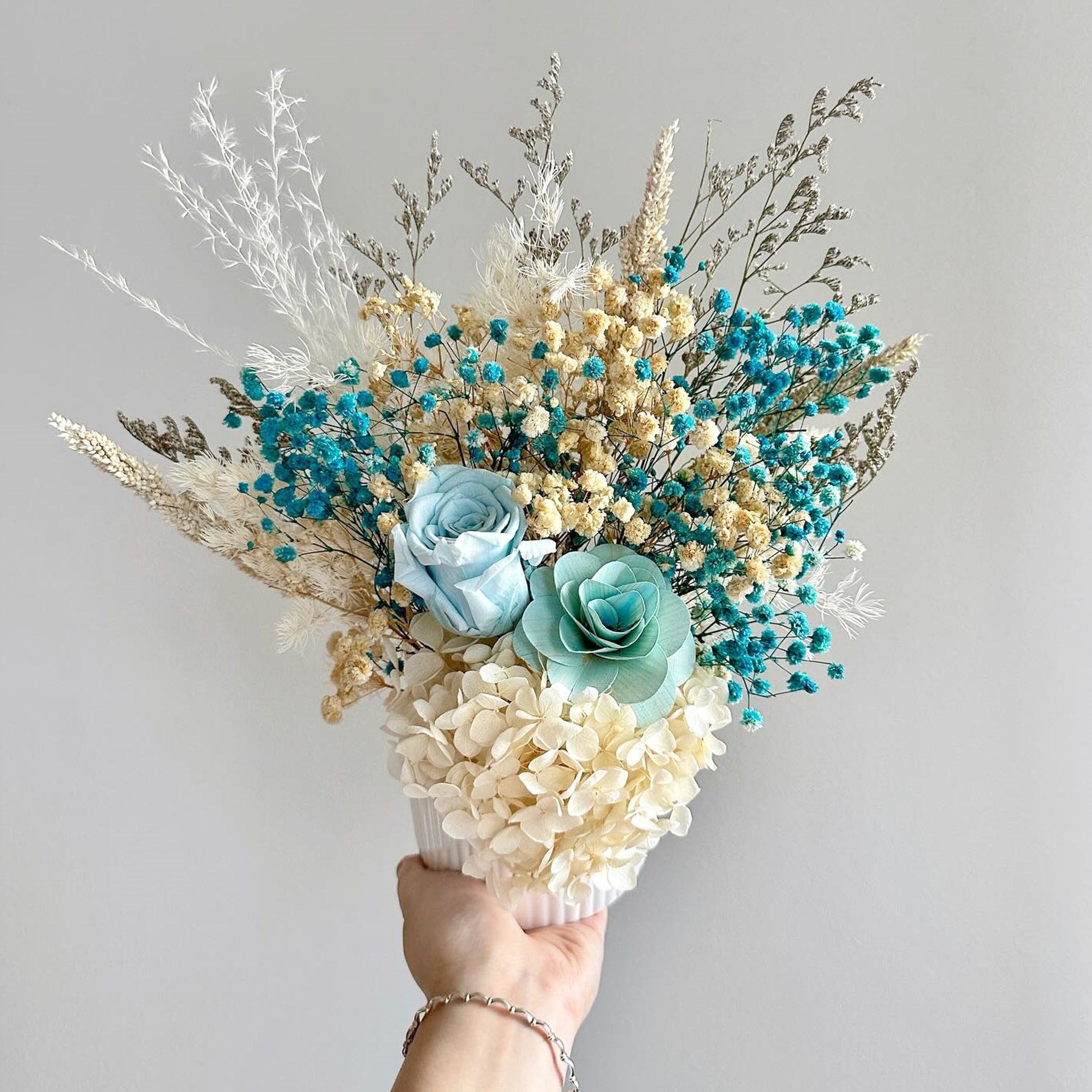 Dried Pot with Preserved Rose (FL03)