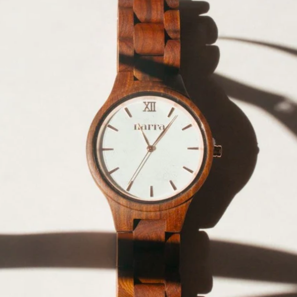 Classic Dawn in Red Sandalwood and White (NW01)