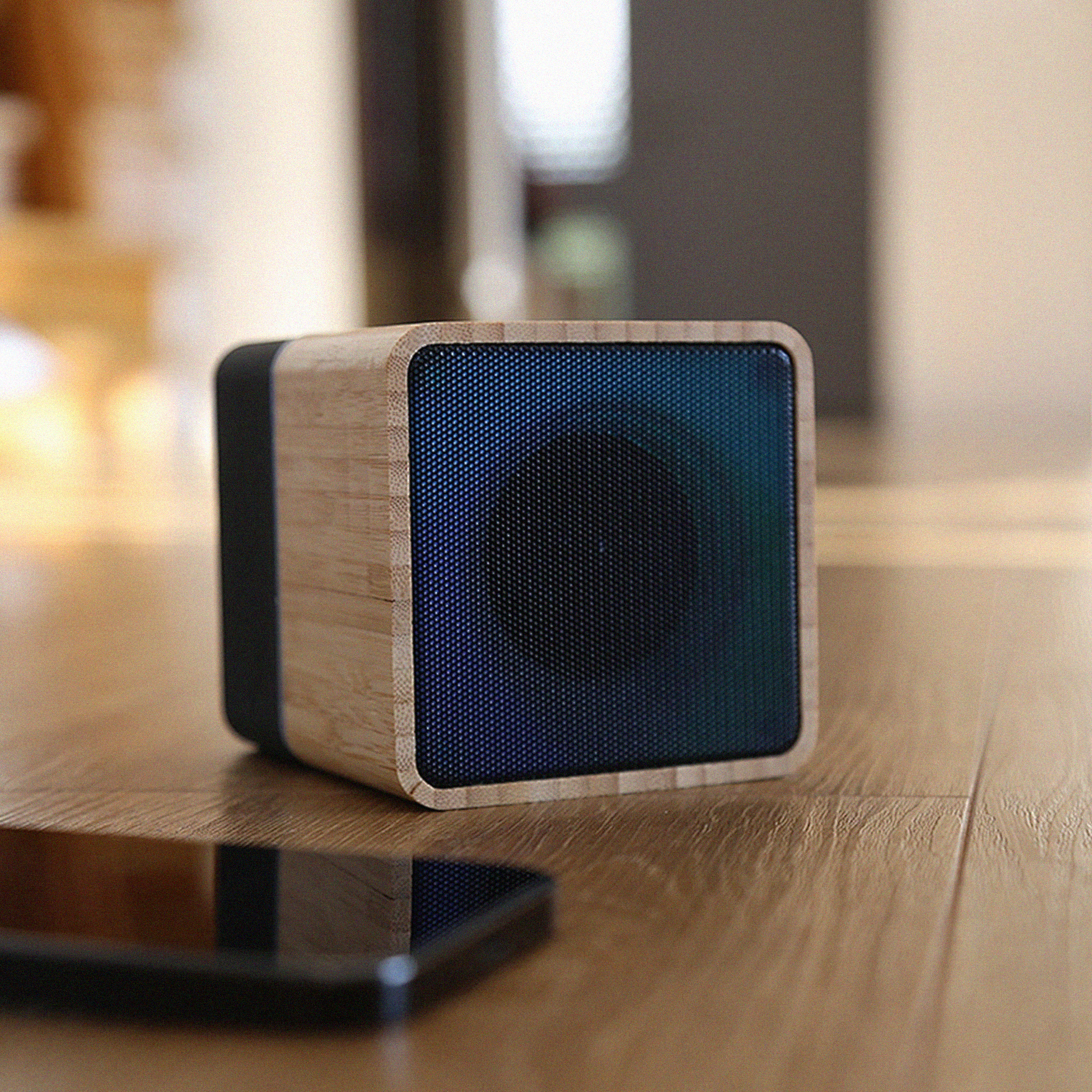 Bamboo Portable Speaker with LED Lights (PS06)